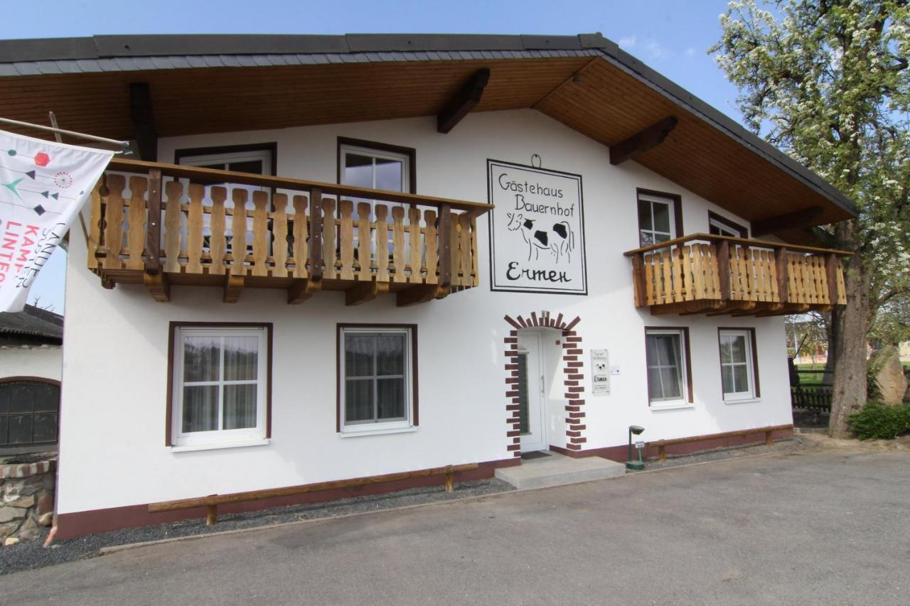 Gaestehaus Ermen Камп-Линтфорт Екстериор снимка